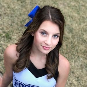 Meet your Posher, Brenna